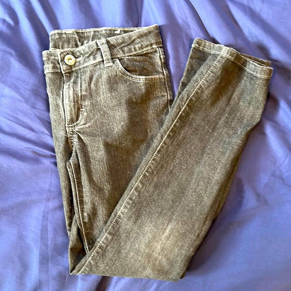 Pantalón de mezclilla negro